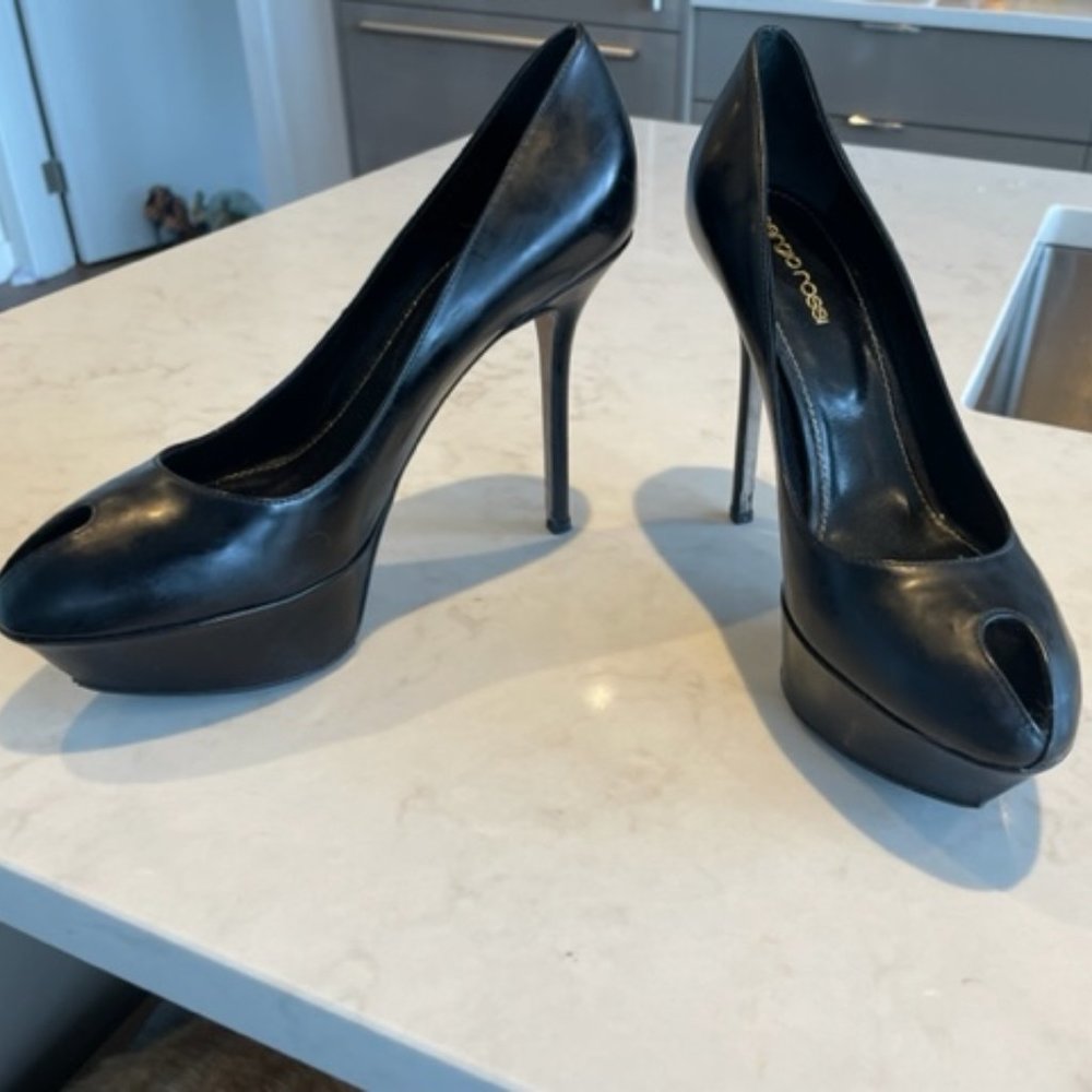 Sergio Rossi Vero Cuoio Peep toe Black Stilettos, New